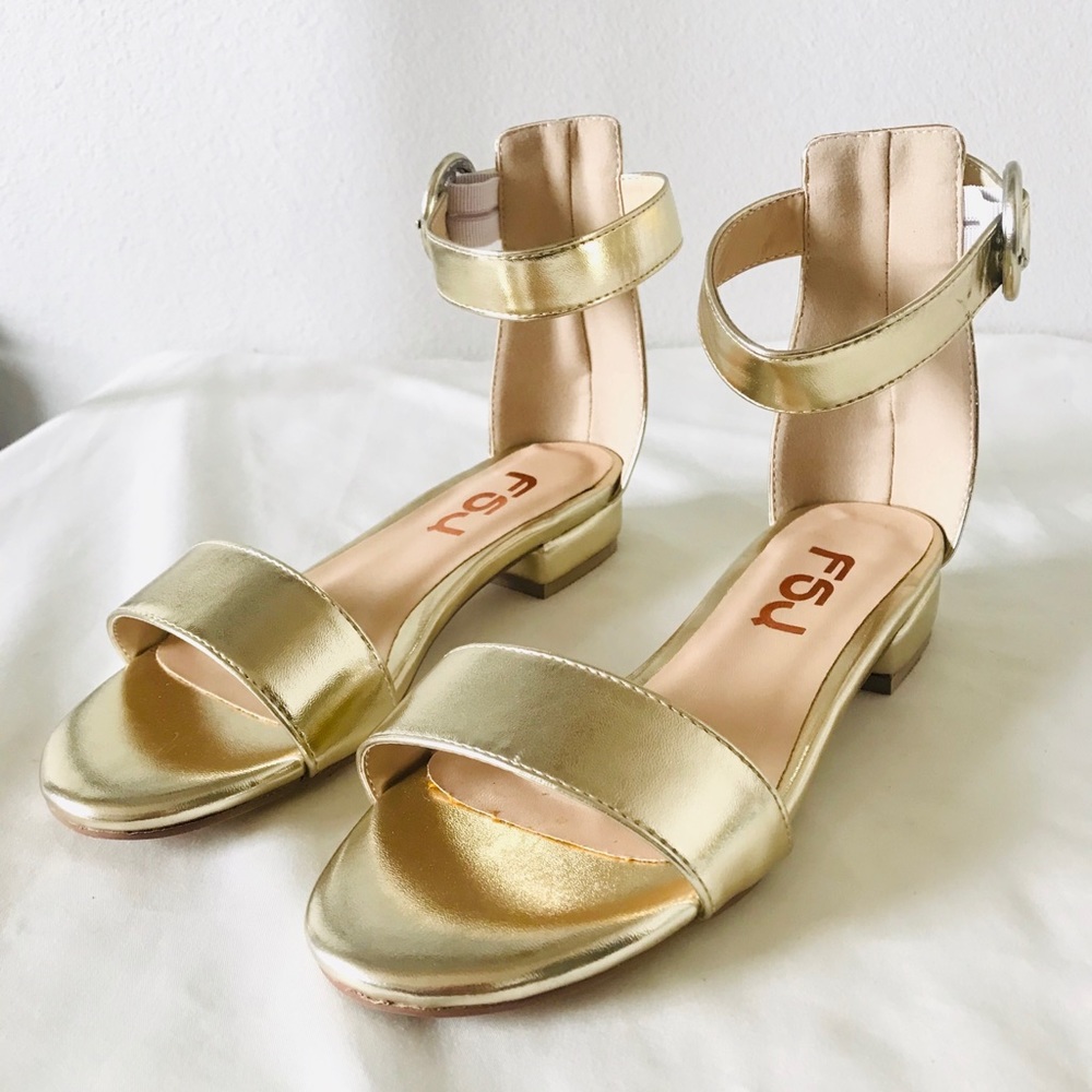 Patent Leather Flats with Ankle Strip